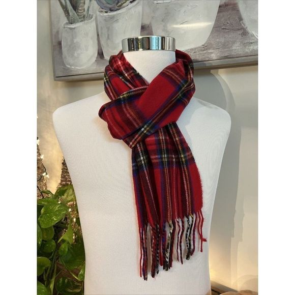 NWT‎ Steve Madden Mid Weight Red Plaid Muffler Scarf - Picture 1 of 6